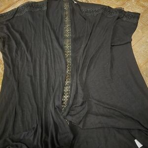 Elegant Black Lace Trim Women's Top